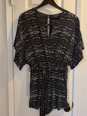 Rip Curl Black & White Patterned Romper